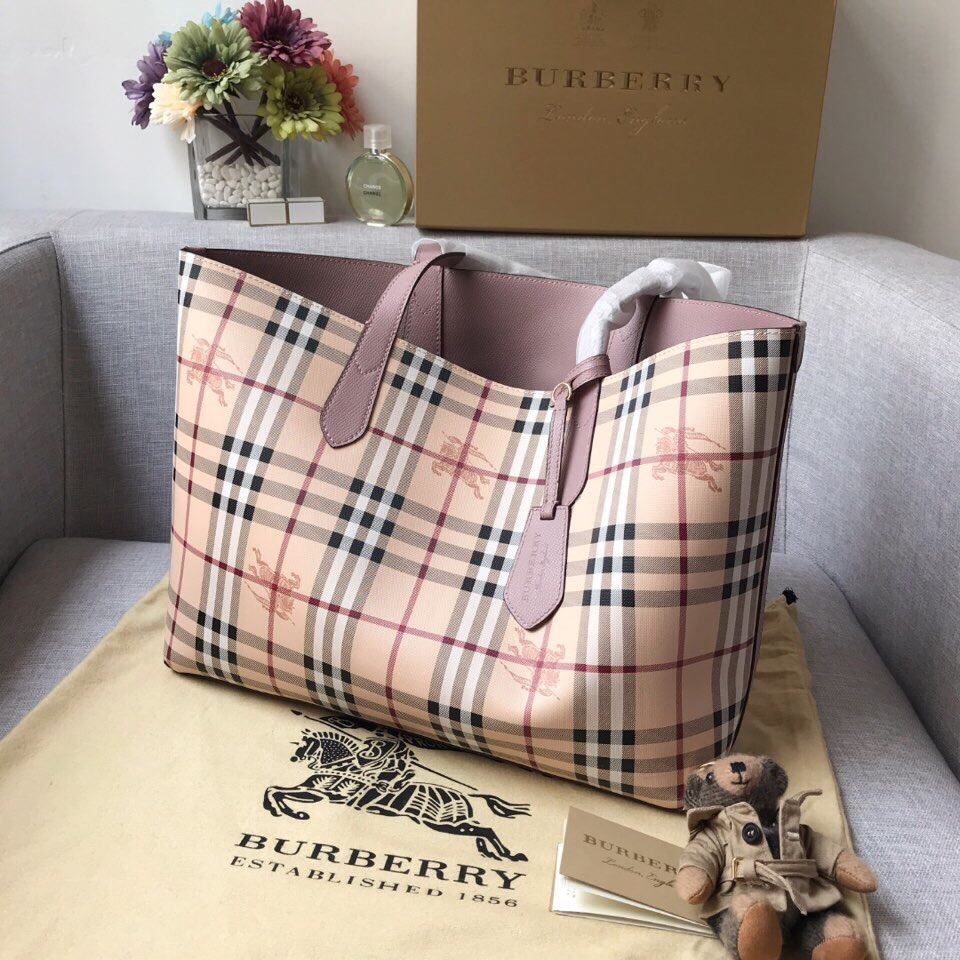 [BURBERRY] 헤이마켓 양면 리버시블 쇼퍼백