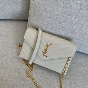 [YSL]모노그램 엔벨로프 체인 지갑 WOC