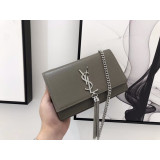 [YSL] 모노그램 스몰 케이트 태슬 사첼백