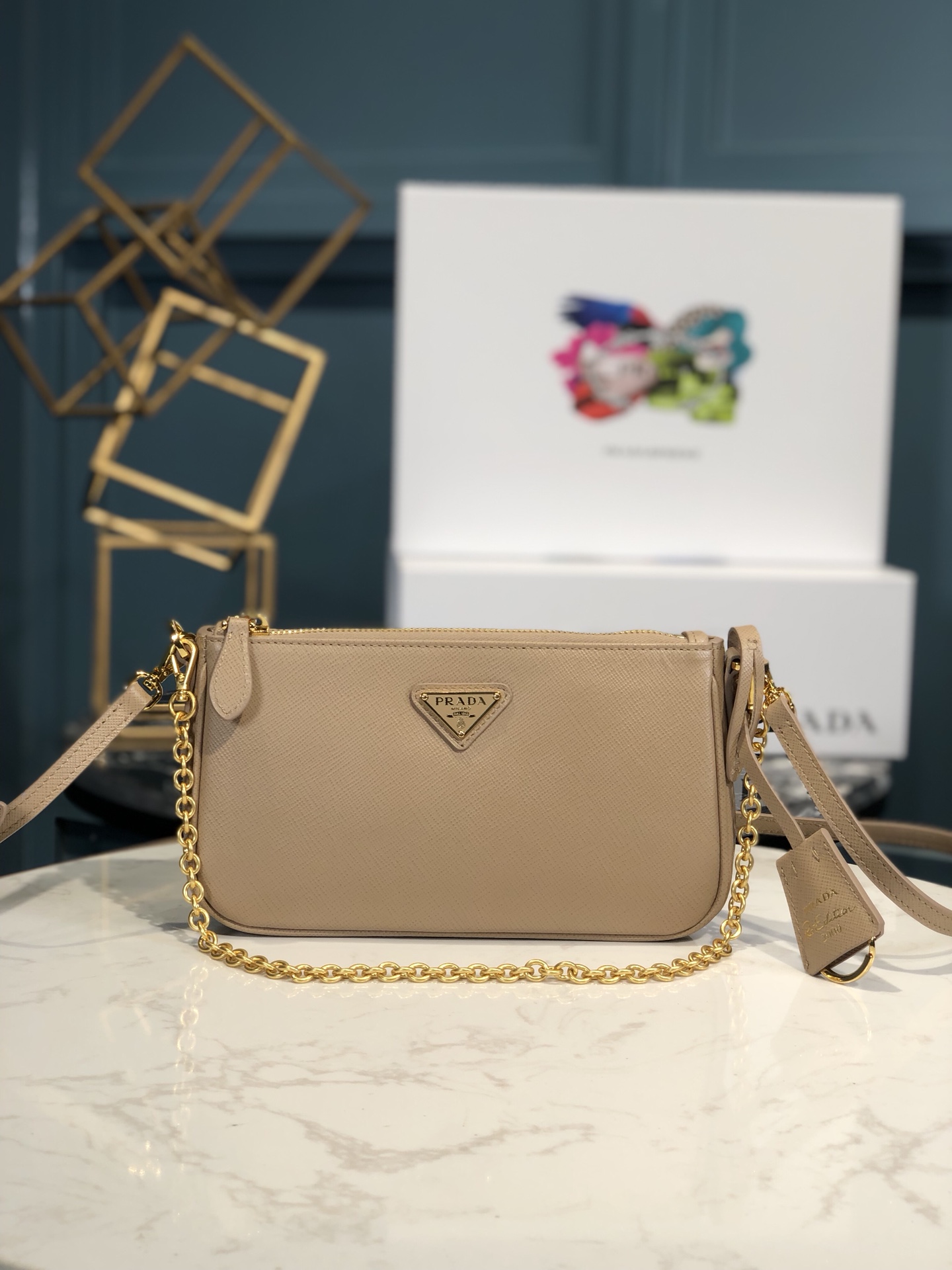 [PRADA] 리에디션 2000 사피아노 체인 미니 숄더백