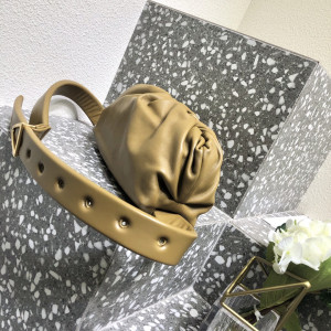 [BOTTEGA] 바디 파우치 백