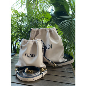 [FENDI] PACK 파우치 (스몰/미니)
