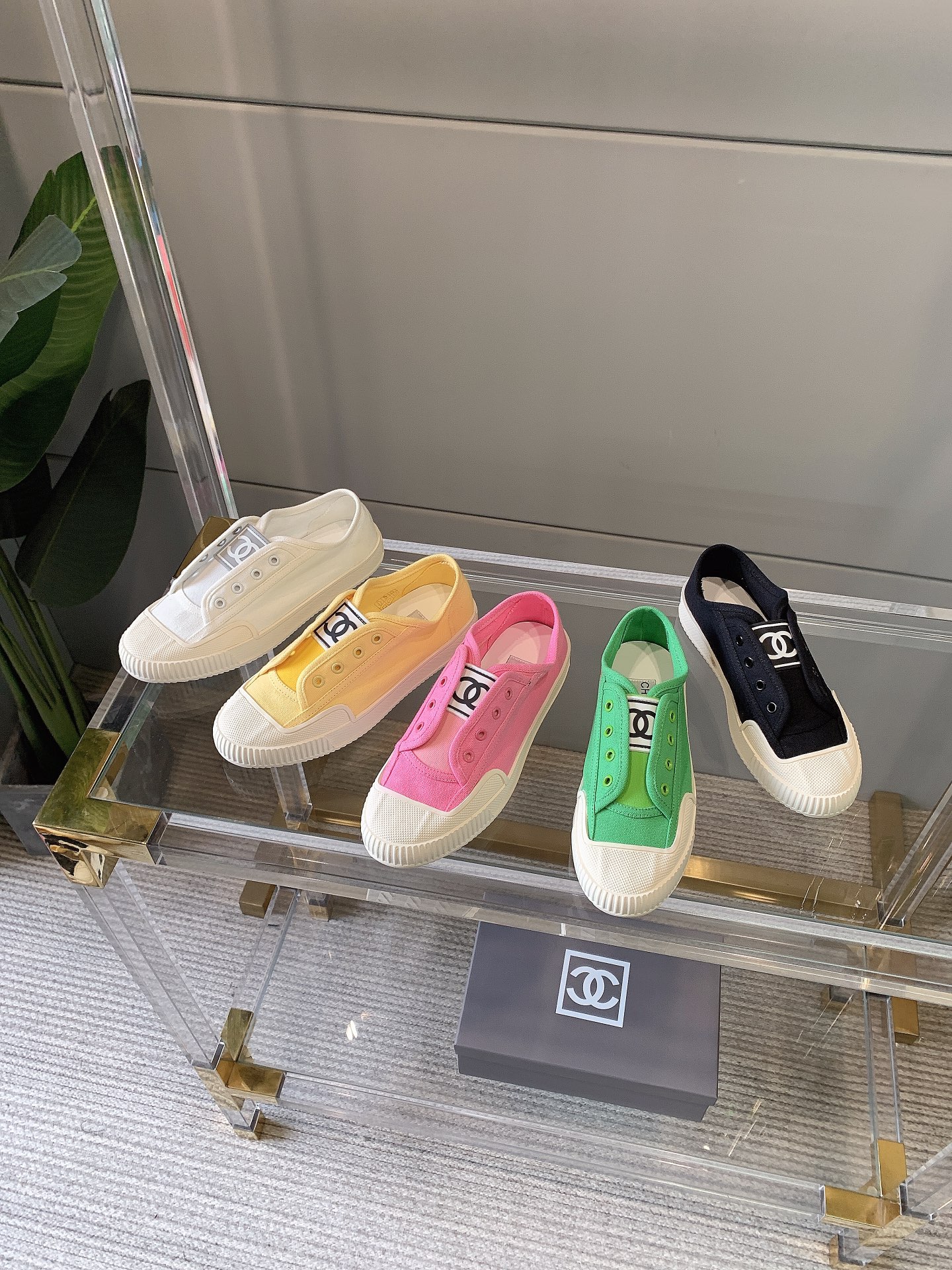 [CHANEL] 스니커즈 -5색상