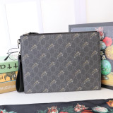 [GUCCI] 구찌 타이거 프린트 클러치
