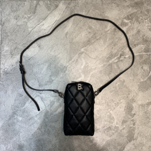 [BALENCIAGA] 퀼팅 핸드폰 백 - 3컬러 옵션