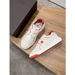 [VALENTINO/SA급] ONE STUD 원스터드 로우탑 스니커즈