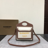 [BURBERRY] 미니 투톤 캔버스 레더 포켓백