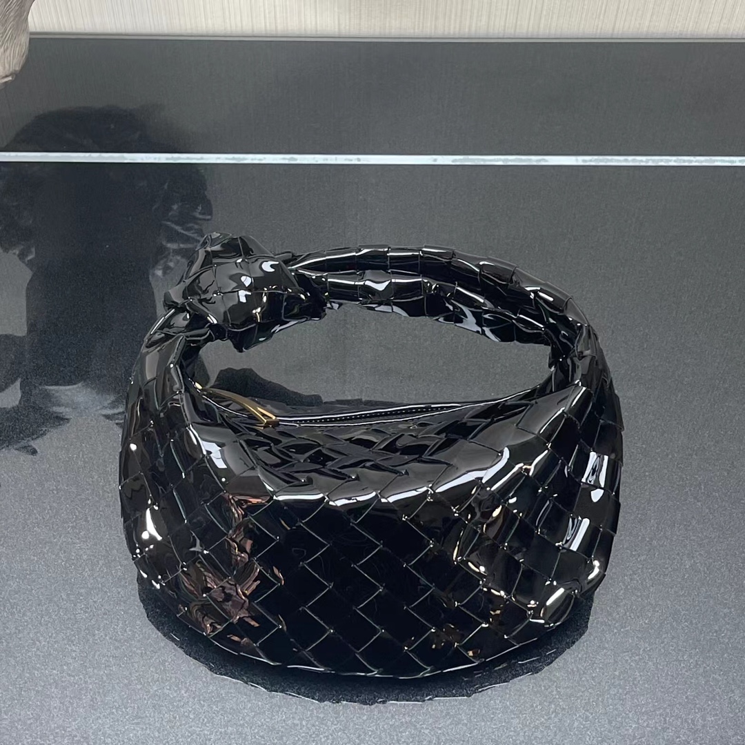 [BOTTEGA] 미니 조디 페이턴트