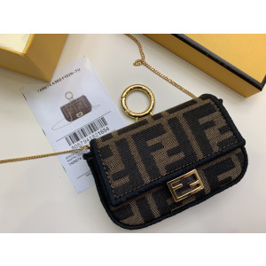 [FENDI] 나노 바게트 참