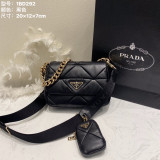 [PRADA/블랙프레임] 프라다 나파가죽 숄더백 스몰