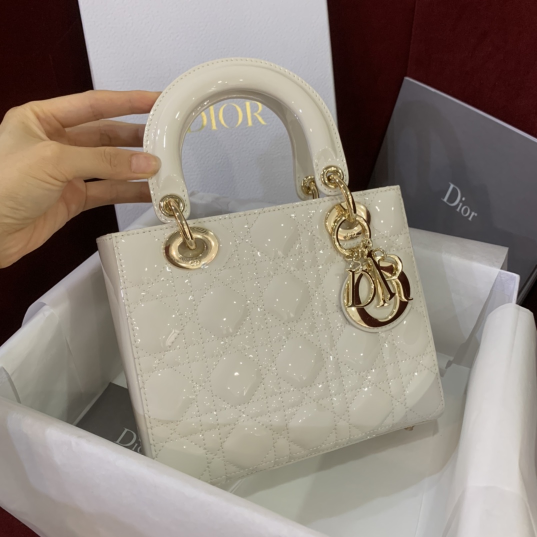 [DIOR/OC] 레이디 디올 스몰 페이턴트