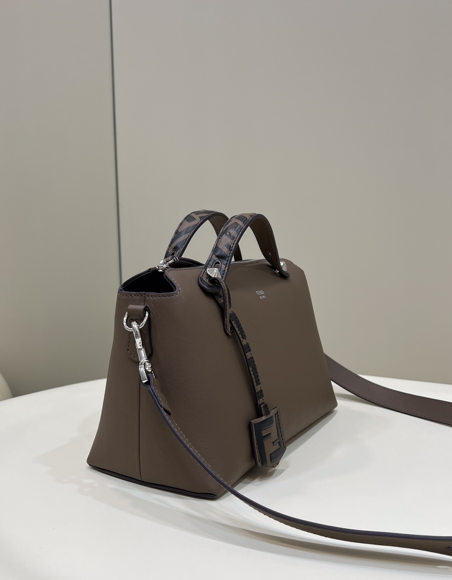 [FENDI/니콜] 바이더웨이 스몰 보스턴백