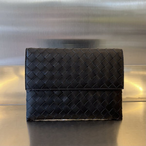 [BOTTEGA VENETA/JING] 인트레치아토 플랩 파우치 클러치