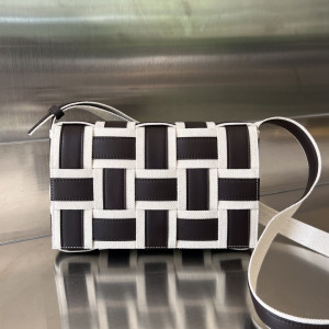 [BOTTEGA VENETA/JING] 카세트백