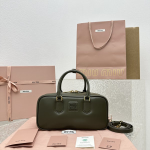 [MIUMIU/카타] 미우미우 아르카디 가죽 백 미듐