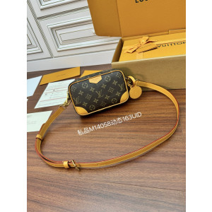 [Louis Vuitton/듀티프리] 트로카데로 웨어러블 월릿